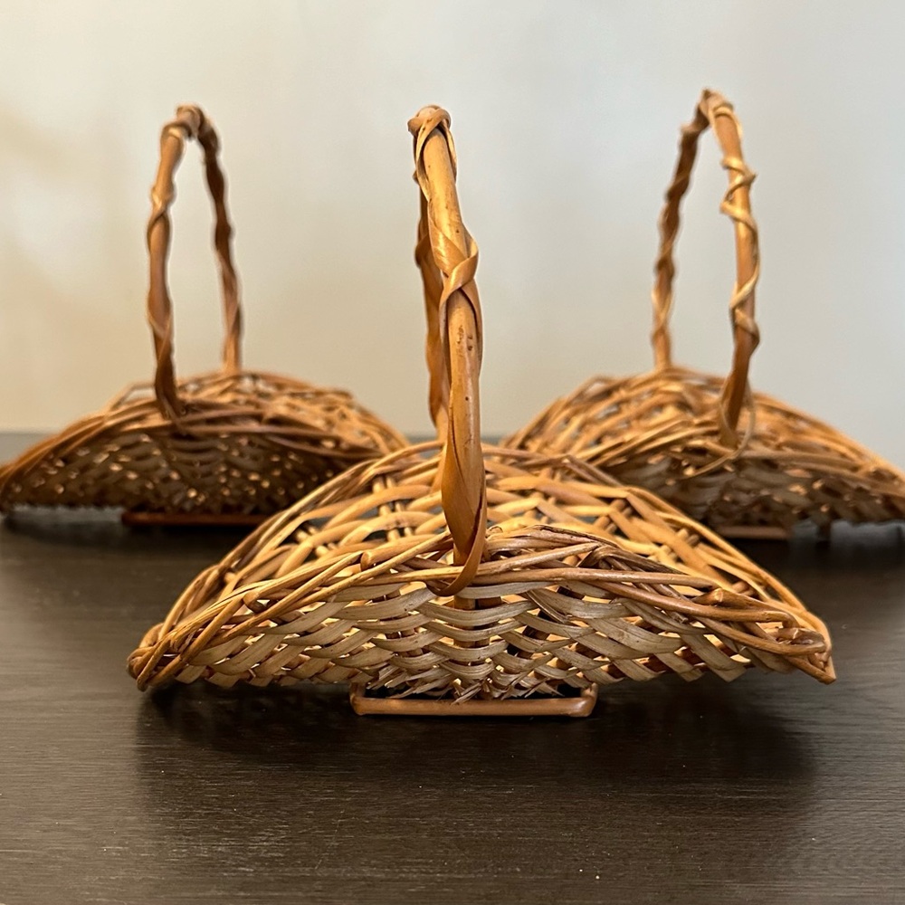 Set of 3 Wicker Baskets With Tall Handles Brown Tan Christmas Farmhouse Decor - Picture 5 of 7